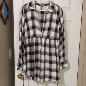 Maternity shirt